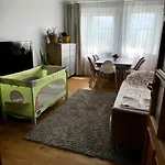 Mieszkanie 3 Pokojowe Dla Rodzin, Z Zabawkami, W Centrum Blisko Aquaparku Vratislav