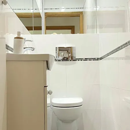 Mieszkanie 3 Pokojowe Dla Rodzin, Z Zabawkami, W Centrum Blisko Aquaparku * Βρότσλαβ