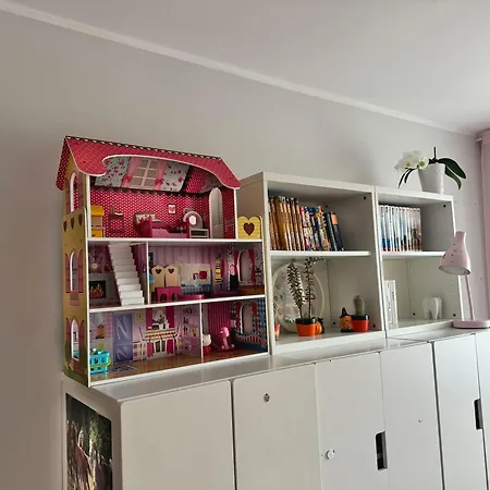 Mieszkanie 3 Pokojowe Dla Rodzin, Z Zabawkami, W Centrum Blisko Aquaparku * Vratislav