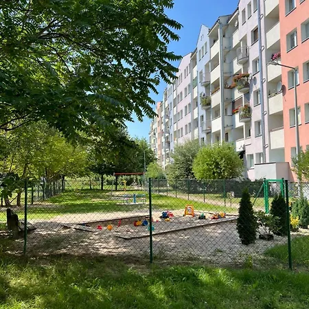 Apartment Mieszkanie 3 Pokojowe Dla Rodzin, Z Zabawkami, W Centrum Blisko Aquaparku