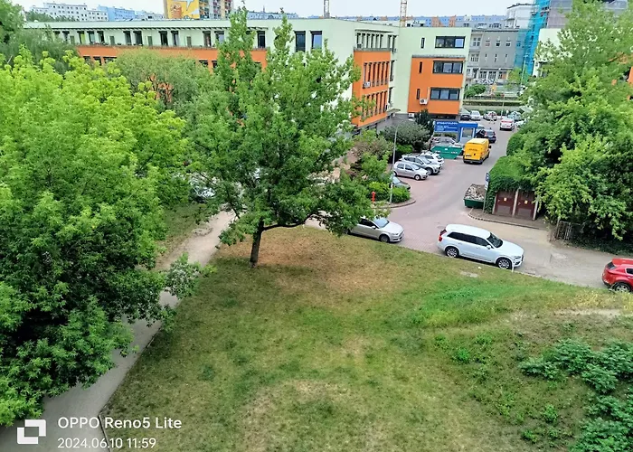 Appartement Mieszkanie 3 Pokojowe Dla Rodzin, Z Zabawkami, W Centrum Blisko Aquaparku Wrocław